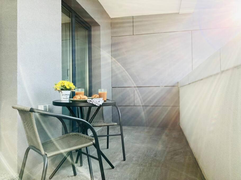 The 2Nd Place 2Be Apartment Bucureşti Ngoại thất bức ảnh